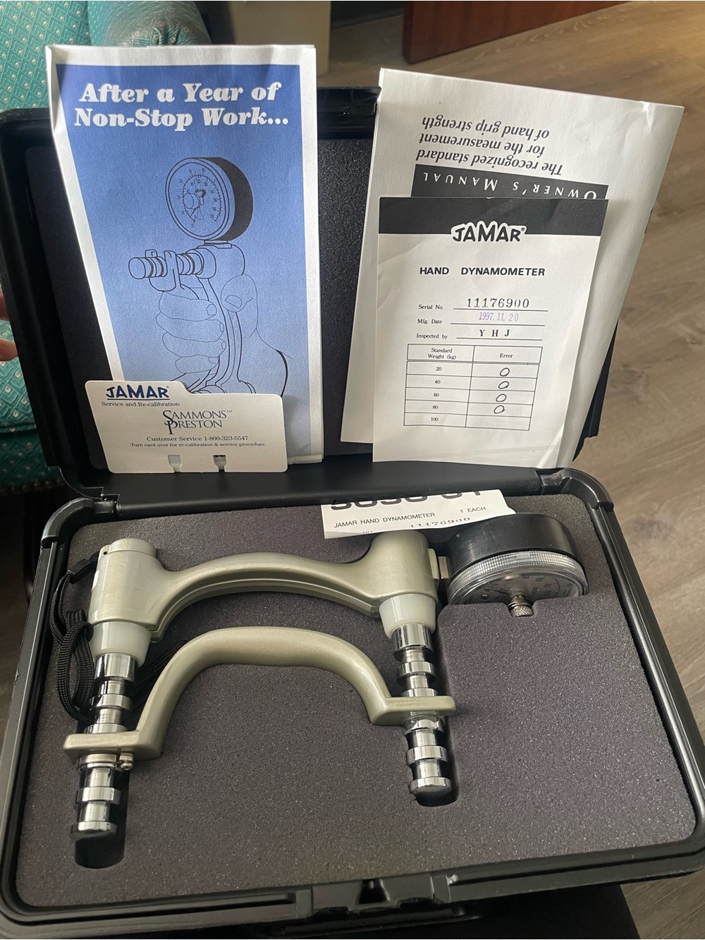 Silver Hand Dynamometer - Precision Grip Strength Tester